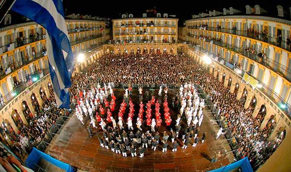 la-tamborrada-(drum-festival)-europe