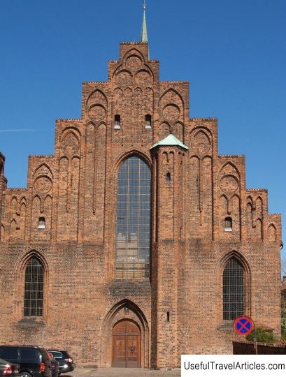 الكرملية-بريوري-و-سانت-ماري-كنيسة-الدنمارك
