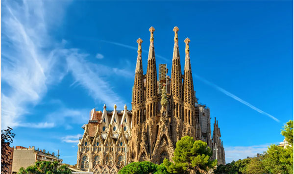 LA_SAGRADA_FAMILIA_spain