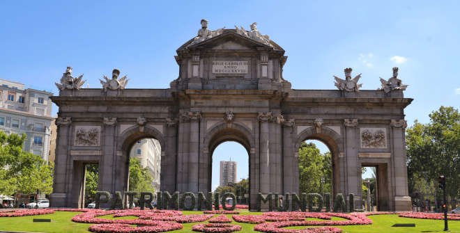 PUERTA_DE_ALCALÁ_SPAIN