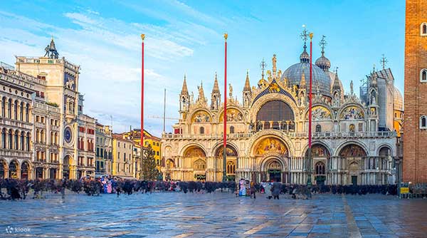 ST.-MARK’S-BASILICA-VENICE